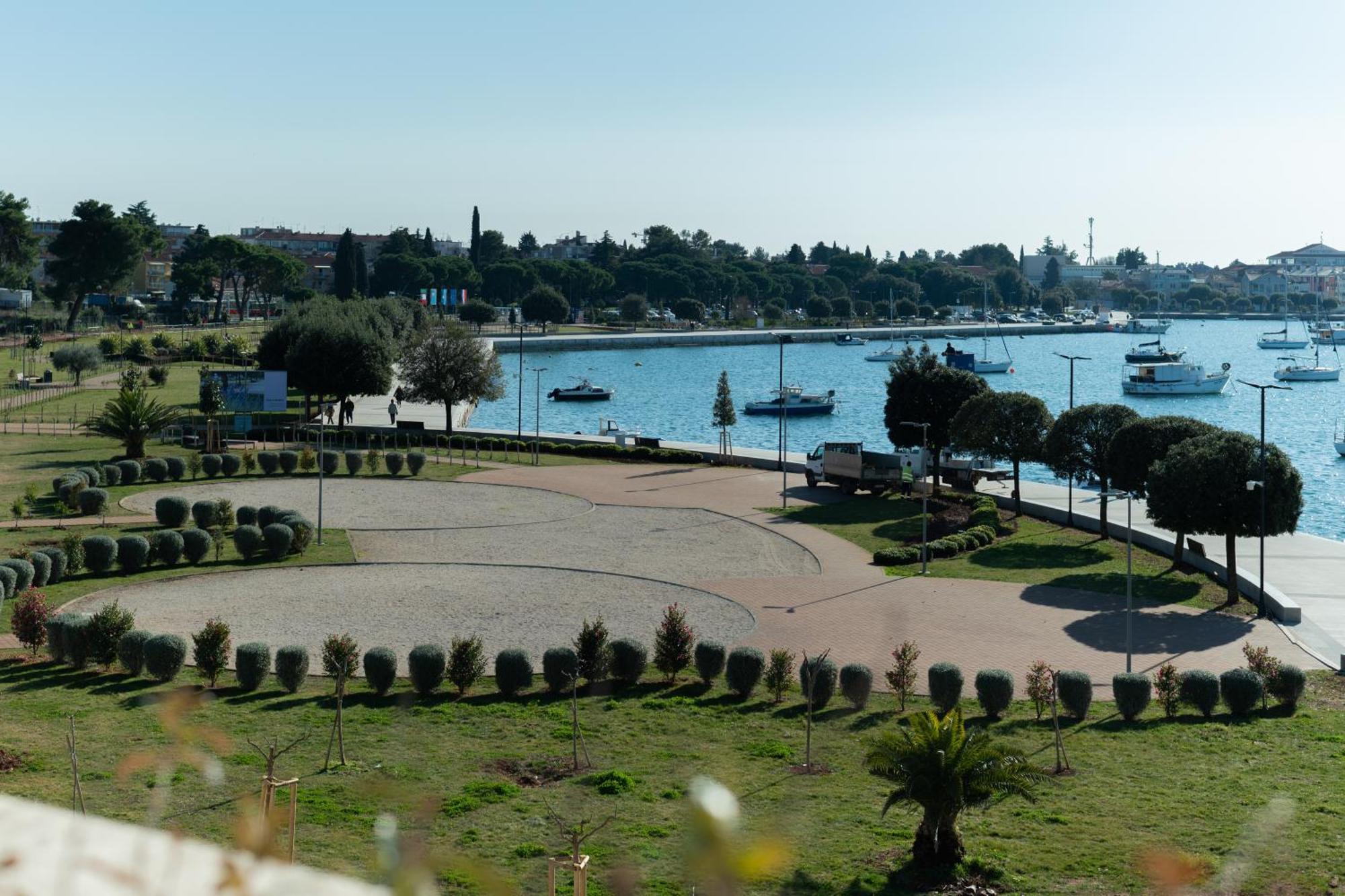 The Garden Palace Umag By Locap Group Экстерьер фото